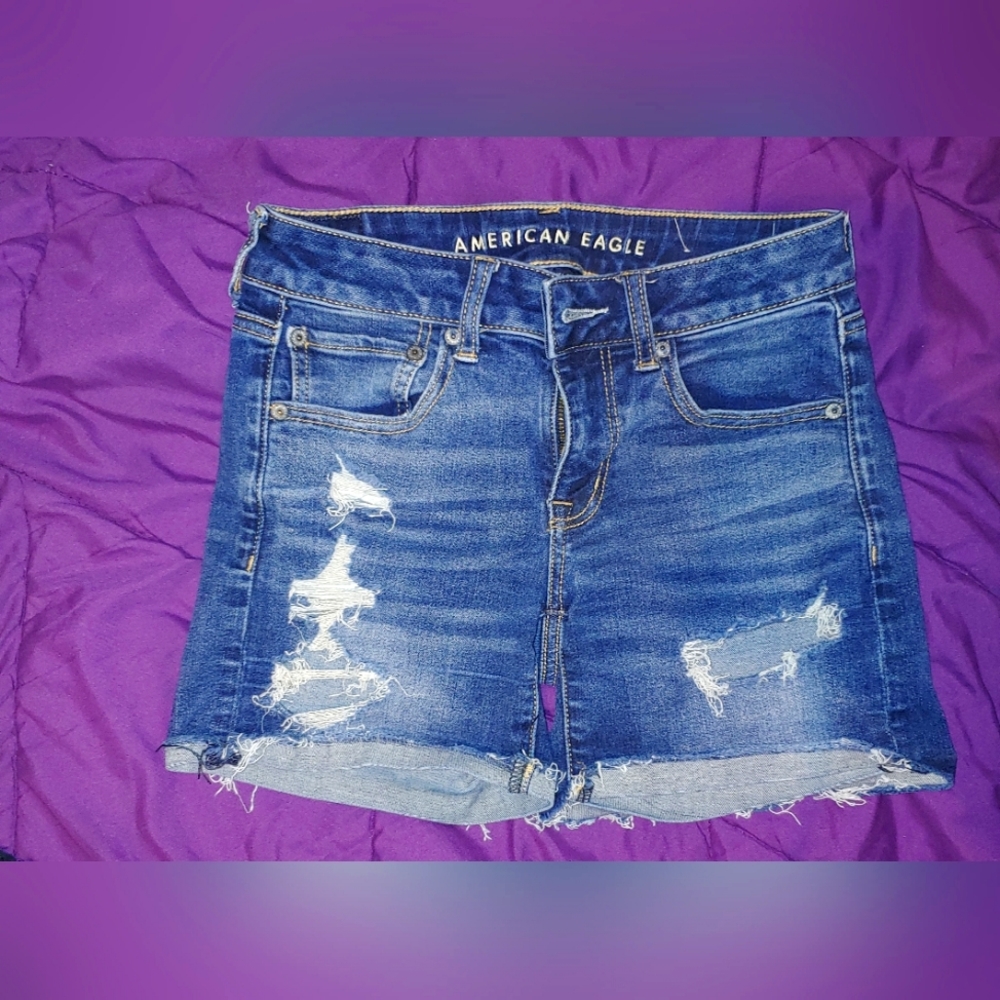 American Eagle midi distressed shorts girls